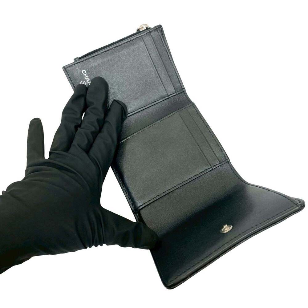 CHANEL Authentic Black Caviar Leather Wallet - Picture 7 of 10
